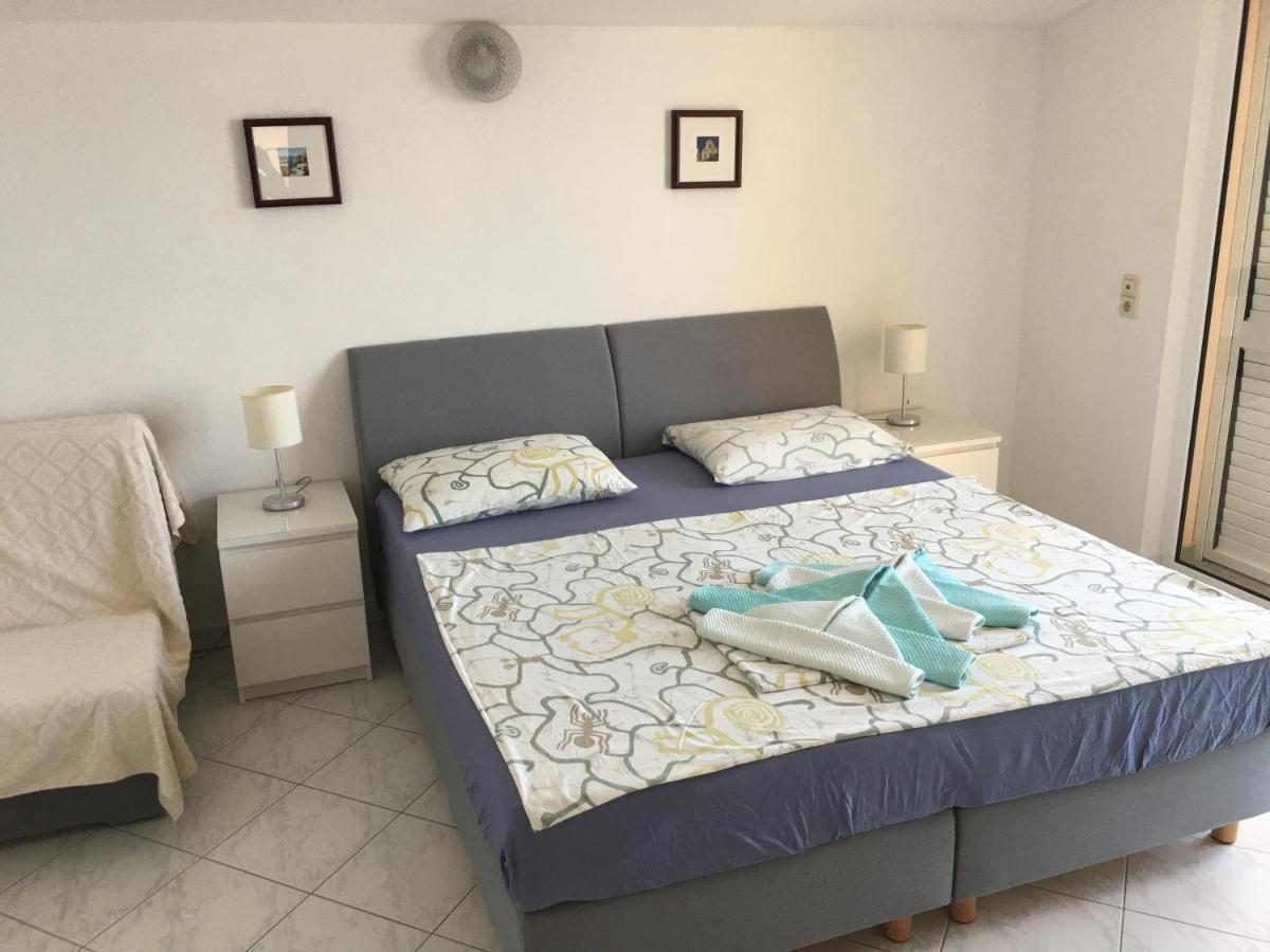 Direkt Am Meer-Apartments Puntaplanka ロゴズニッツァ エクステリア 写真