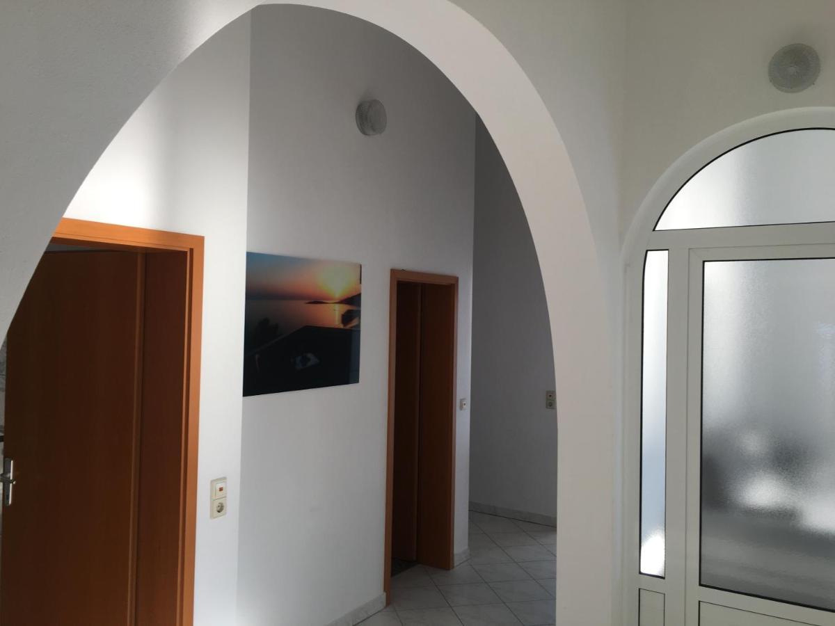 Direkt Am Meer-Apartments Puntaplanka ロゴズニッツァ エクステリア 写真