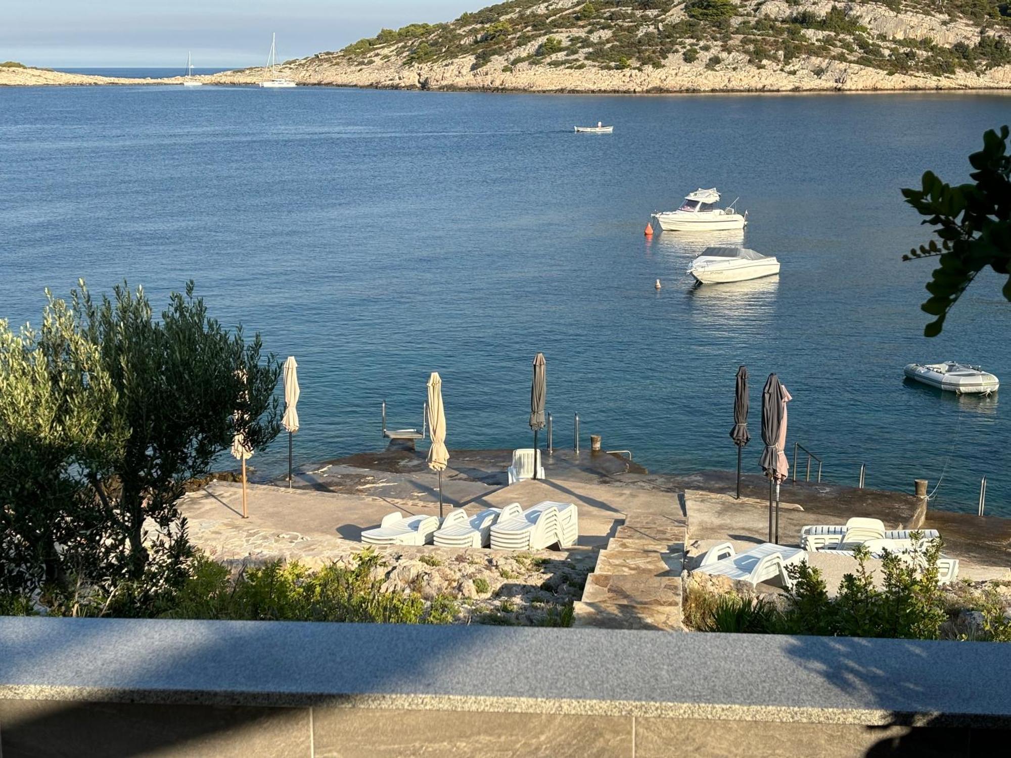 Direkt Am Meer-Apartments Puntaplanka ロゴズニッツァ エクステリア 写真