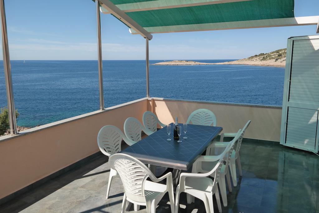 Direkt Am Meer-Apartments Puntaplanka ロゴズニッツァ エクステリア 写真