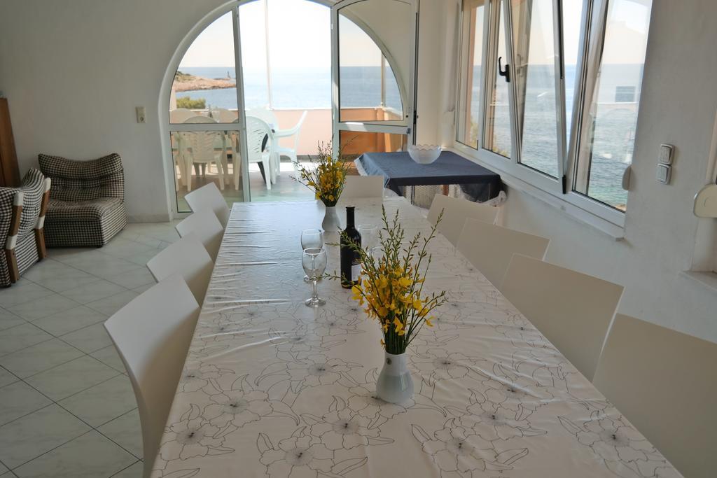 Direkt Am Meer-Apartments Puntaplanka ロゴズニッツァ エクステリア 写真