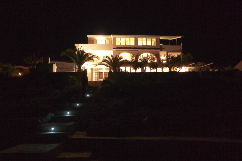 Direkt Am Meer-Apartments Puntaplanka ロゴズニッツァ エクステリア 写真