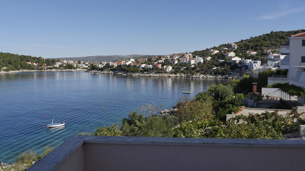 Direkt Am Meer-Apartments Puntaplanka ロゴズニッツァ エクステリア 写真